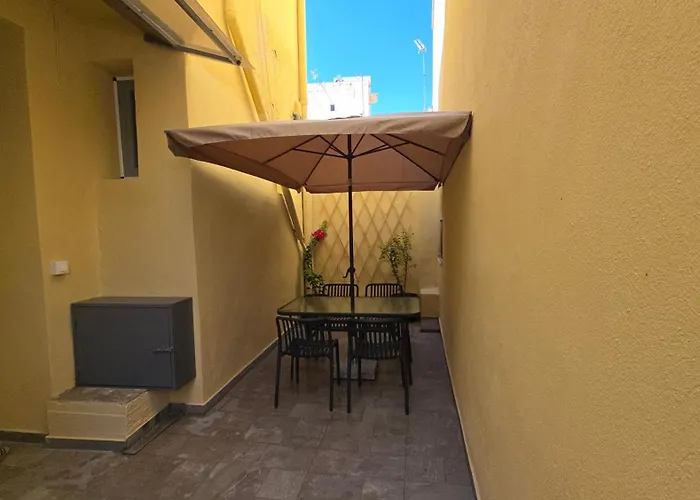 Kyana Luxury Kva קאבאלה